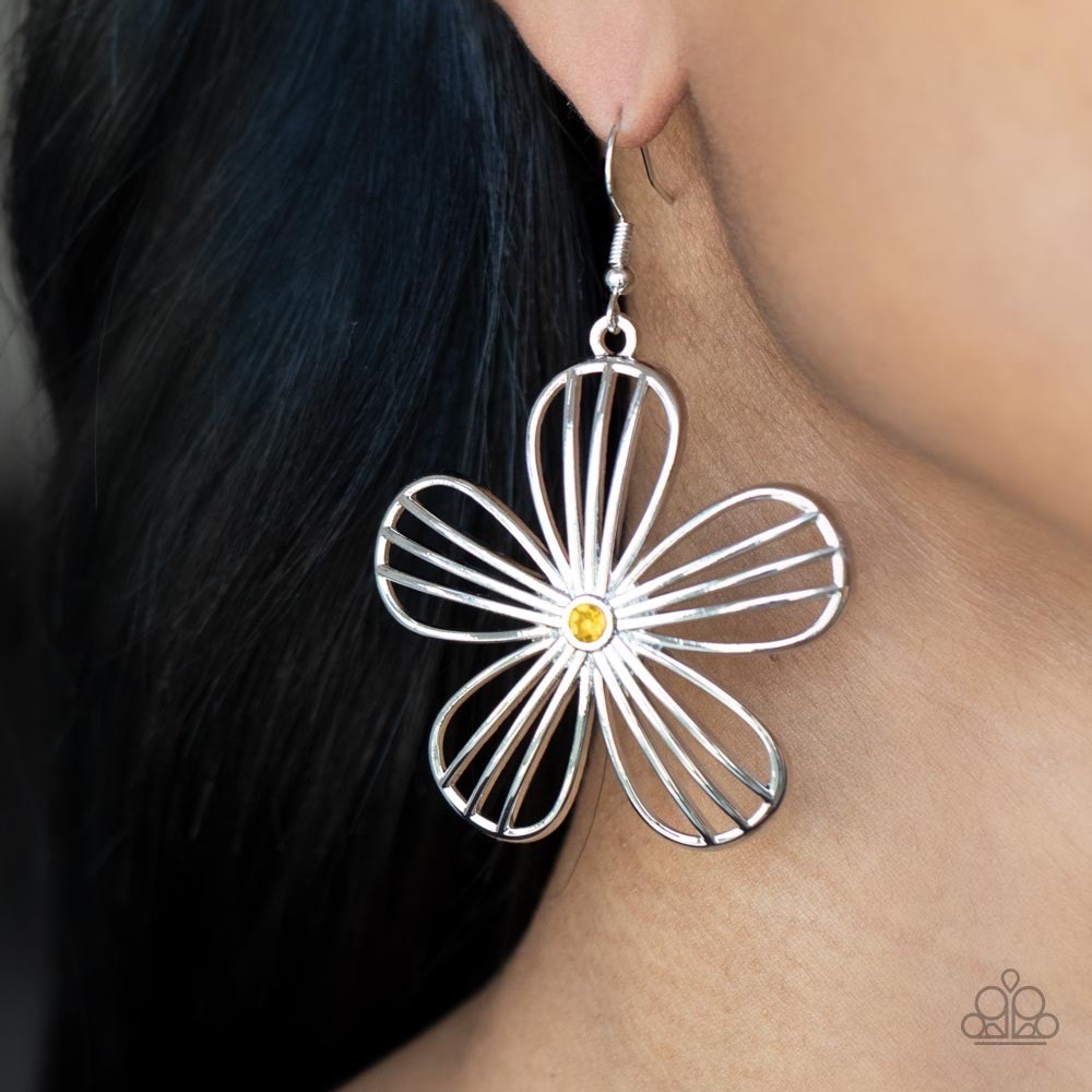 Meadow Musical - Yellow Earrings - Picture 1 of 3
